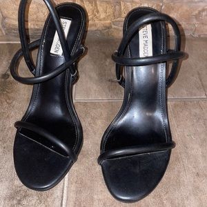 Steve Madden black heels